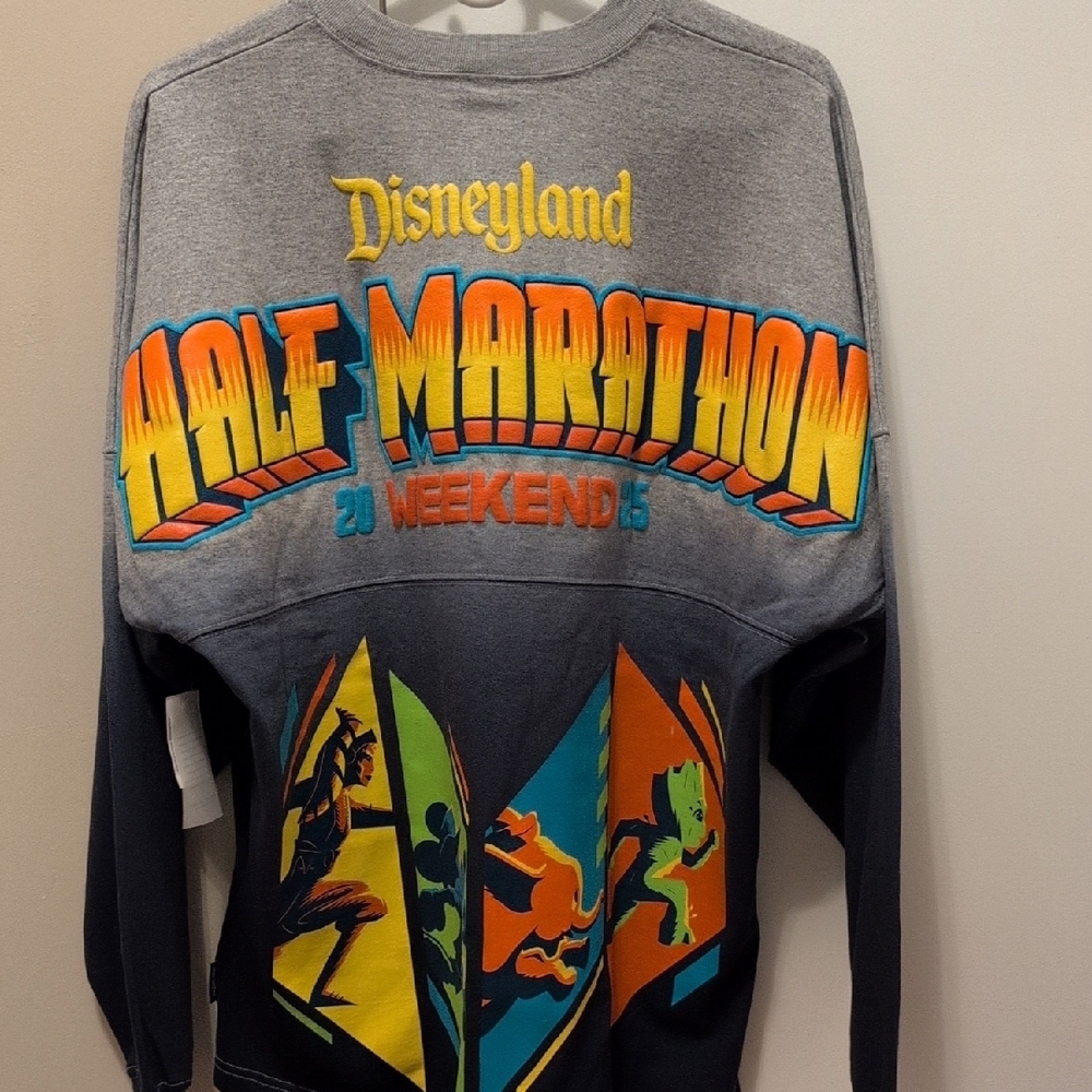 Disneyland Half Marathon Weekend 2025 Spirit Jersey NWT